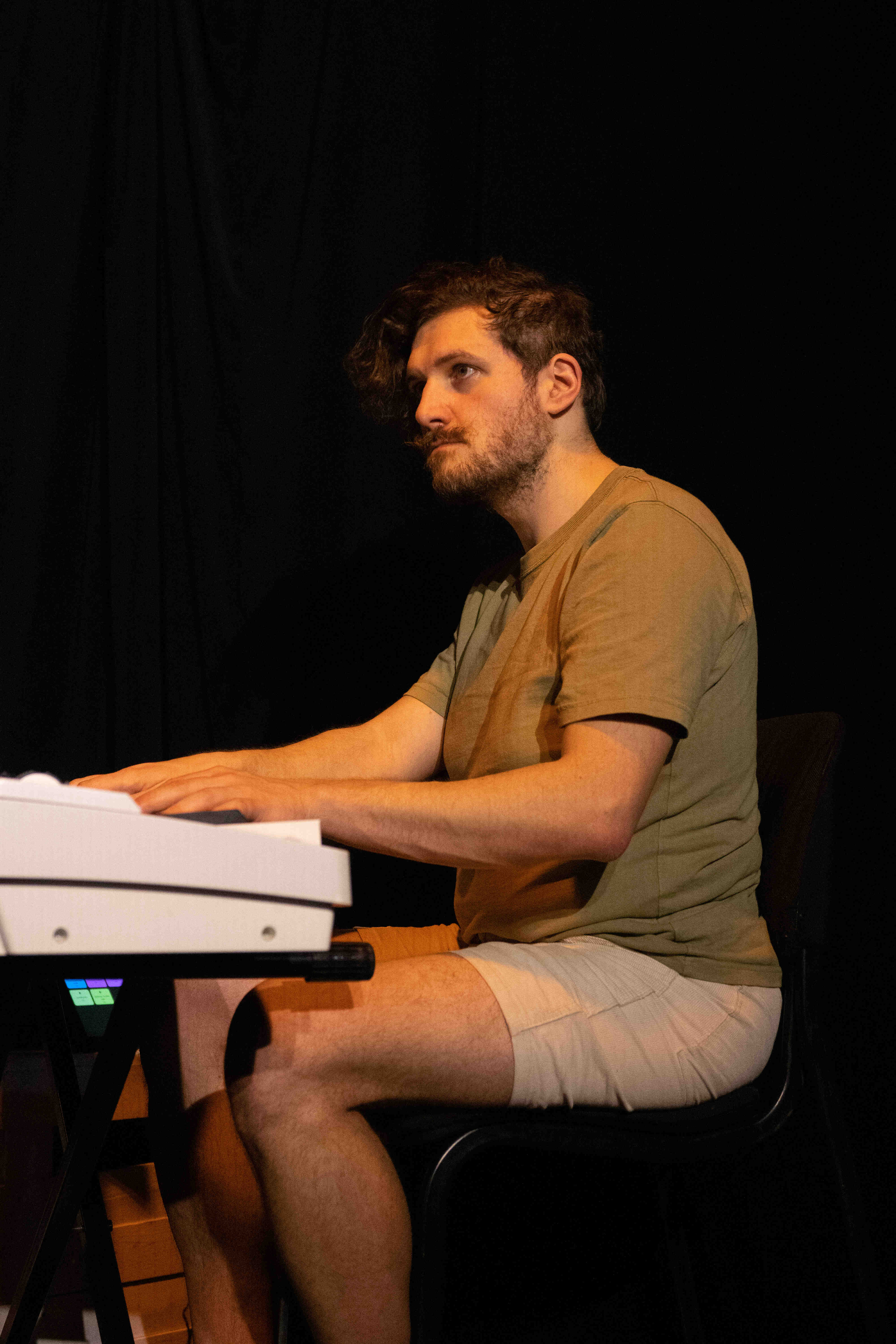 Les Petits Potes - Herbert au piano.
